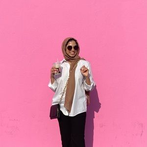 Meet your Posher, Emman